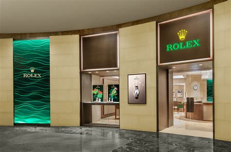 should you buy a rolex in a retail store|rolex official retailer.